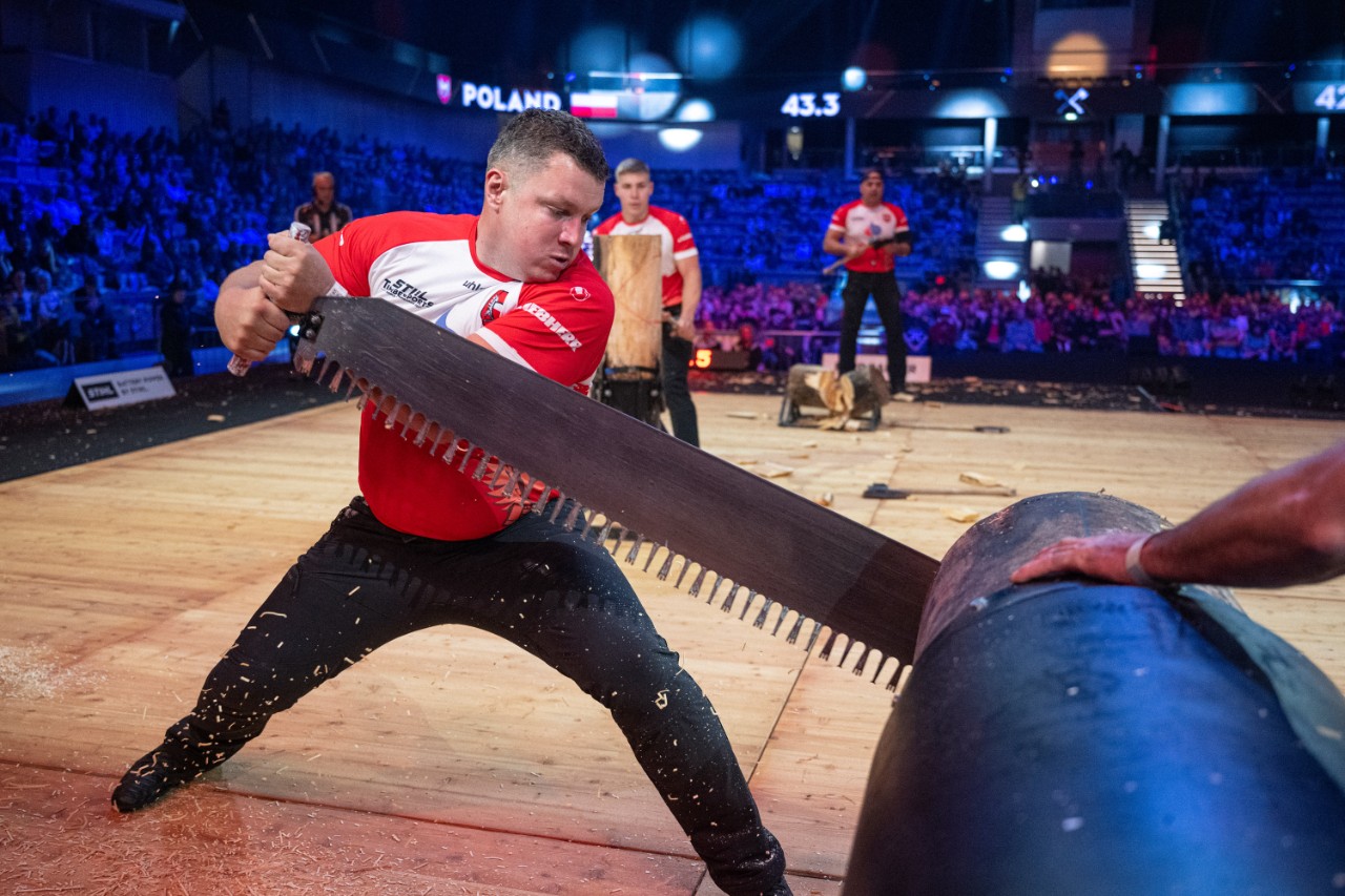 Krystian Kaczmarek w single buck  STIHL TIMBERSPORTS®